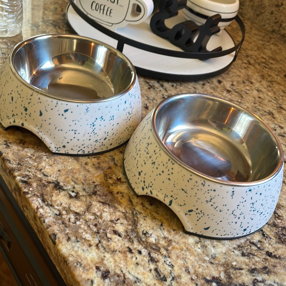 Small dog bowls